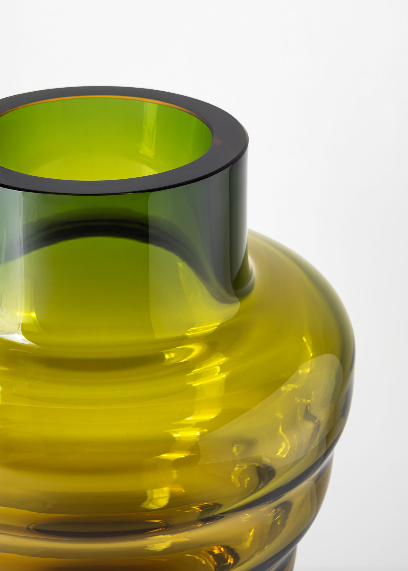 WAVY VASE - Image 3